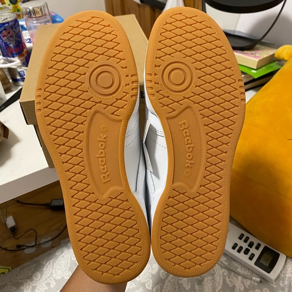 NEW Reebok Club C Sneakers (White/Gum) - Picture 5 of 5